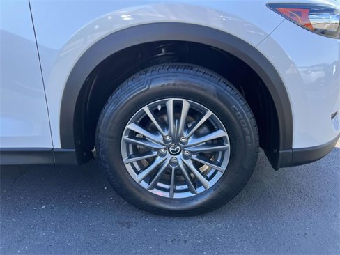 Used 2017 MAZDA CX-5 Touring image 8