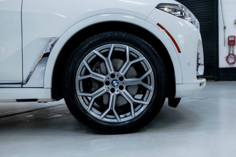 Used 2021 BMW X7 xDrive40i w/ Premium Package image 42