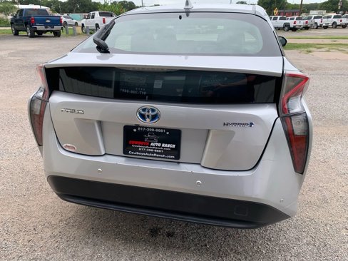 Used 2017 Toyota Prius Four Touring image 8