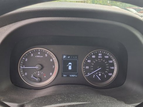 Used 2016 Hyundai Tucson SE image 18