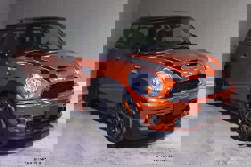 Used 2011 MINI Cooper S image 1