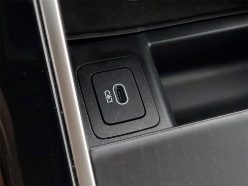 Used 2024 Land Rover Range Rover Velar Dynamic SE image 27