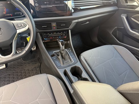 Used 2025 Volkswagen Jetta Sport image 26