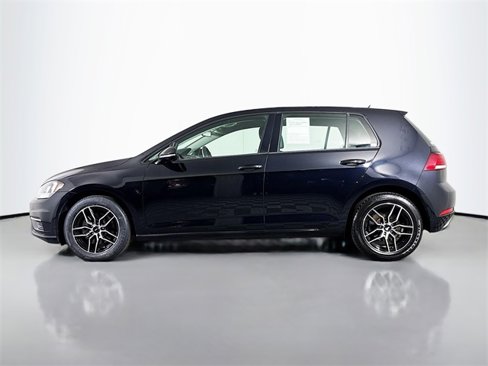 Used 2021 Volkswagen Golf 4-Door image 4