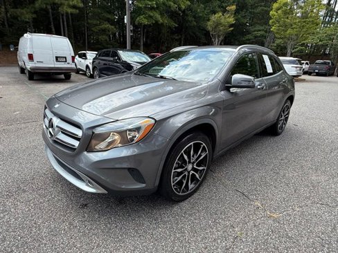 Used 2016 Mercedes-Benz GLA 250 4MATIC image 2