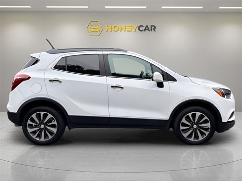 Used 2021 Buick Encore Preferred w/ Safety Package image 35