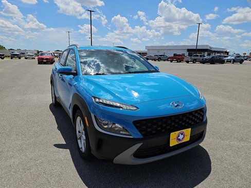 Used 2023 Hyundai Kona SEL w/ Convenience Package image 7