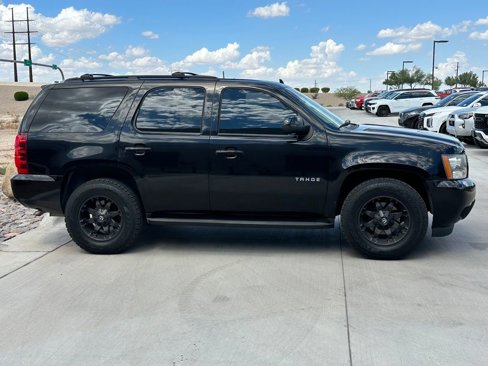 Used 2012 Chevrolet Tahoe LT w/ Luxury Package image 3