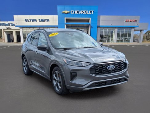 Used 2023 Ford Escape ST-Line w/ Tech Pack #1 image 3