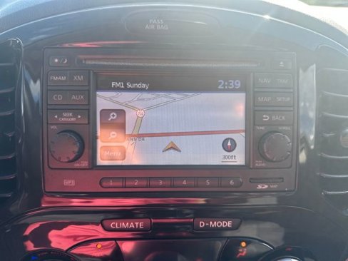 Used 2014 Nissan Juke SL image 19