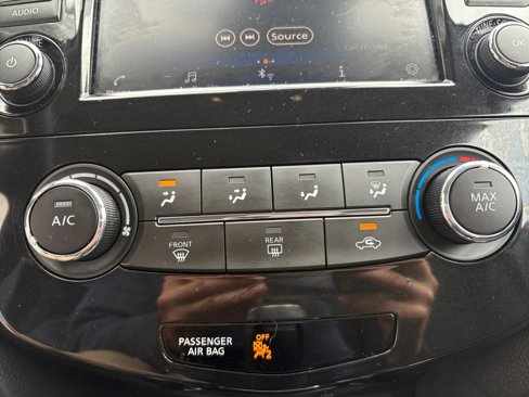 Certified 2020 Nissan Rogue Sport S image 21