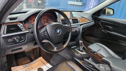Used 2014 BMW 320i xDrive Sedan image 8