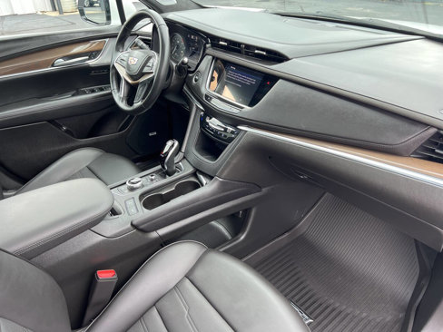 Used 2023 Cadillac XT5 Premium Luxury image 18