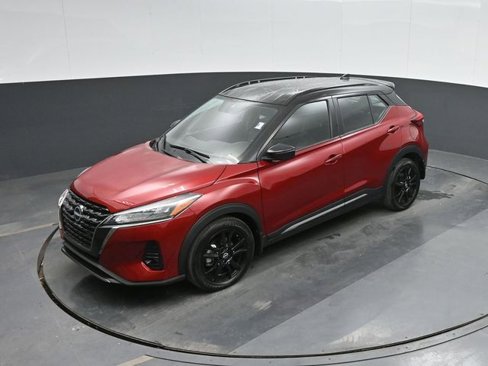 Used 2024 Nissan Kicks SR image 33