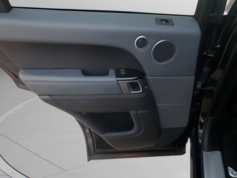 Used 2015 Land Rover Range Rover Sport Supercharged image 17