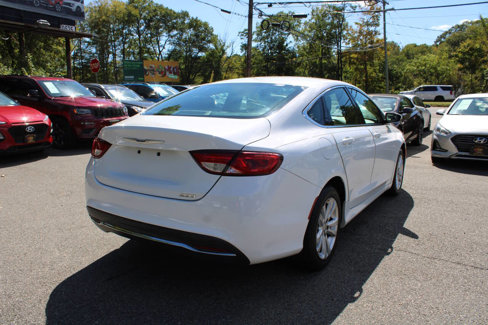 Used 2015 Chrysler 200 Limited image 8