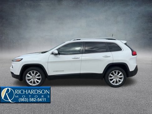 Used 2016 Jeep Cherokee Limited image 6