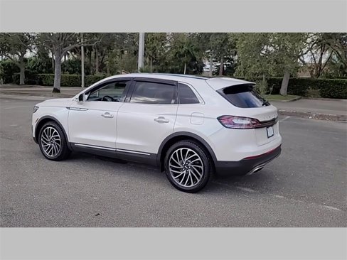 Used 2019 Lincoln Nautilus Reserve image 26
