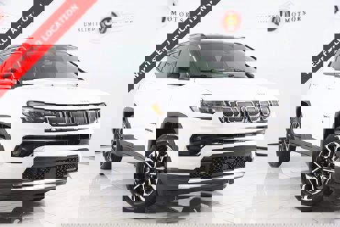 Used 2022 Jeep Compass Limited image 1