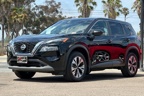 Used 2023 Nissan Rogue SV image 8
