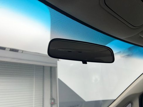 Used 2020 Kia Sedona LX image 42