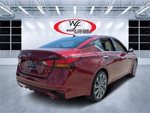 Used 2024 Nissan Altima 2.5 SL image 3