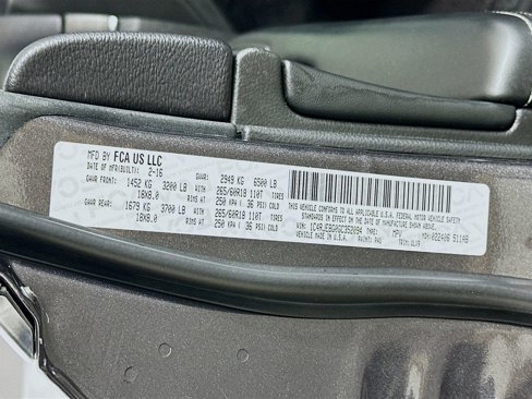 Used 2016 Jeep Grand Cherokee Limited image 33