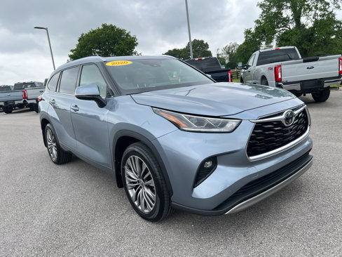 Used 2020 Toyota Highlander Platinum image 3
