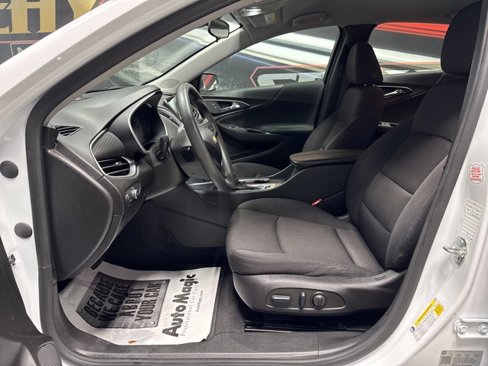 Used 2023 Chevrolet Malibu LT image 7