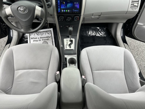 Used 2010 Toyota Corolla image 26