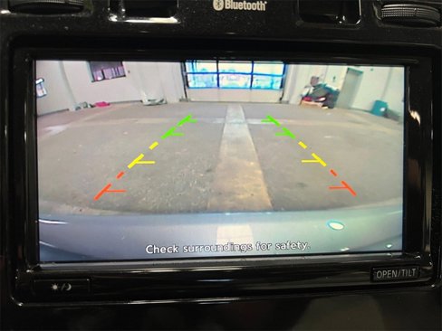 Used 2017 Nissan Leaf SV image 31