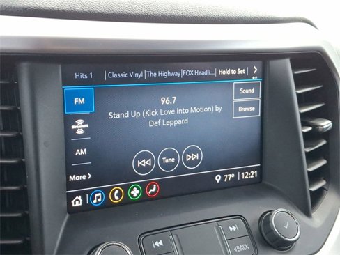 Used 2021 GMC Acadia SLE w/ Driver Convenience Package image 22
