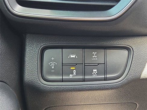 Used 2019 Hyundai Santa Fe SE image 25