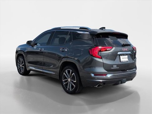 Used 2020 GMC Terrain Denali w/ Denali Premium Package image 4