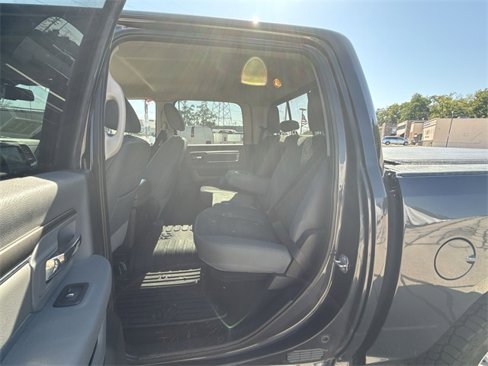 Used 2018 RAM 1500 Big Horn image 21