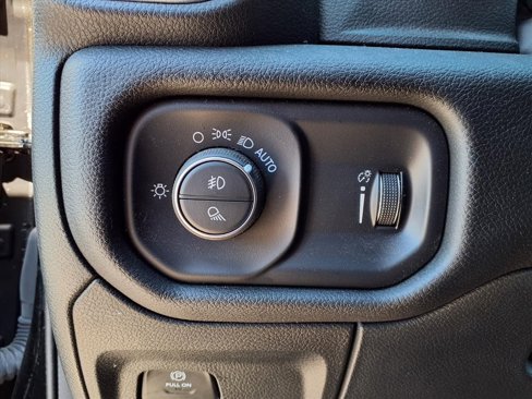 Used 2024 RAM 1500 Big Horn image 24
