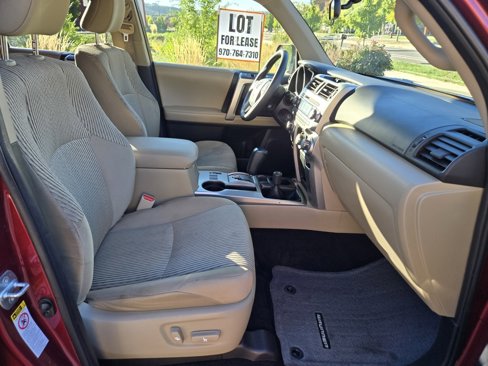 Used 2012 Toyota 4Runner SR5 image 16