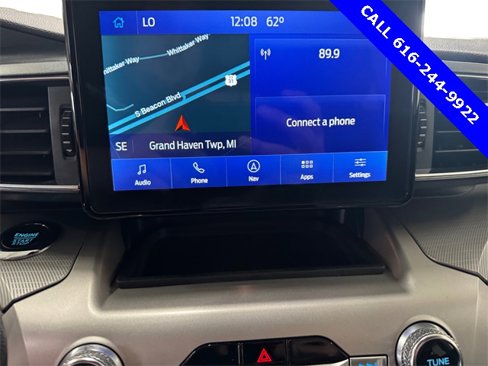 Used 2022 Ford Explorer XLT w/ Equipment Group 202A image 8