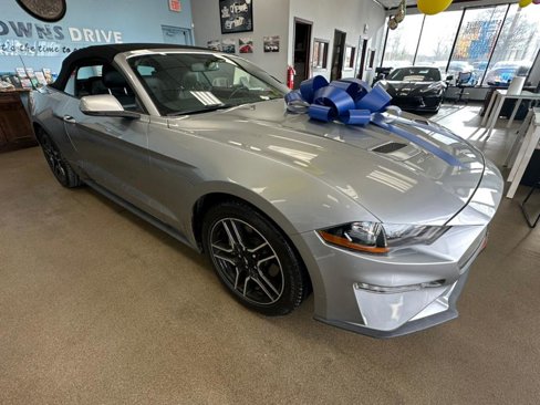 Used 2020 Ford Mustang Premium image 23