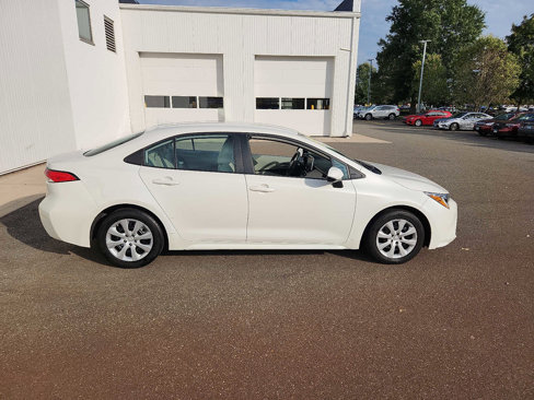 Used 2021 Toyota Corolla LE image 7