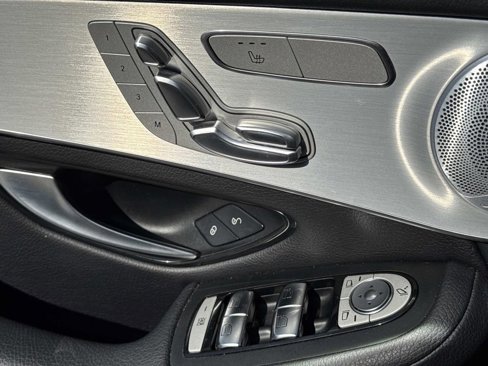 Certified 2019 Mercedes-Benz GLC 350e 4MATIC image 29