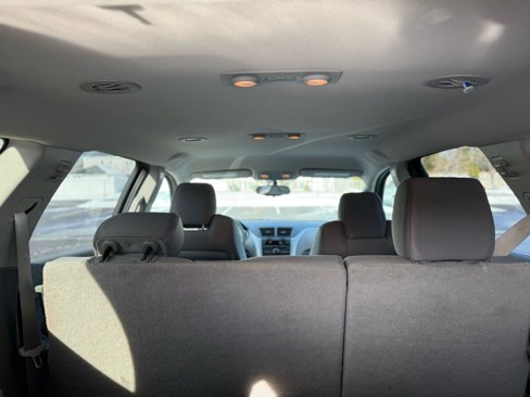Used 2011 Chevrolet Traverse LS image 34
