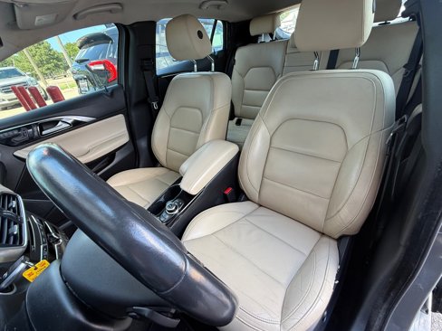 Used 2017 INFINITI QX30 Premium image 11