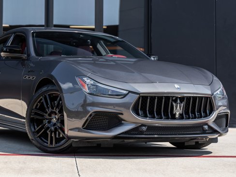 Used 2023 Maserati Ghibli Modena image 5