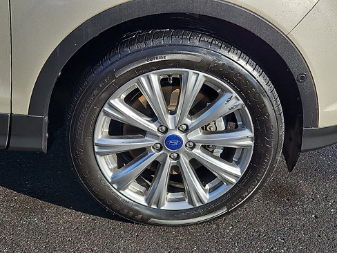 Used 2018 Ford Escape Titanium image 8