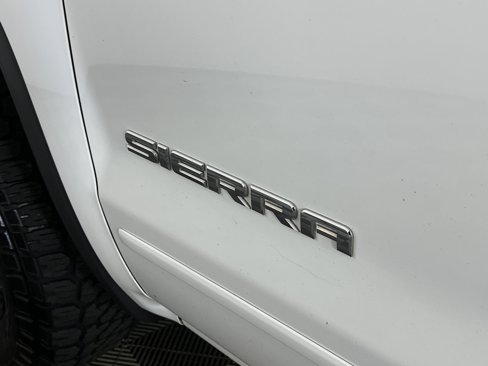 Used 2018 GMC Sierra 1500 SLE w/ SLE Value Package image 17