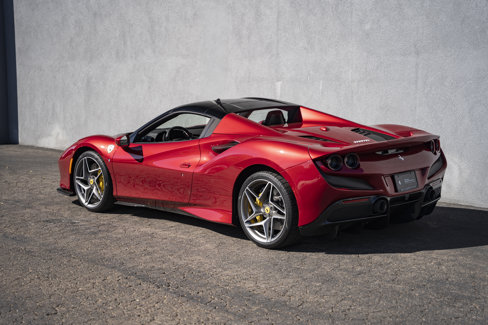 Used 2021 Ferrari F8 Tributo image 11