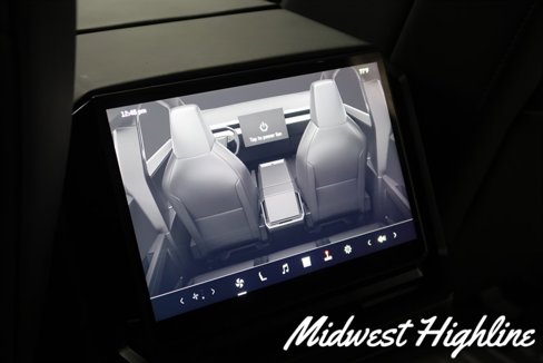 Used 2025 Tesla Cybertruck AWD Crew Cab image 37