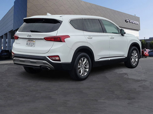 Used 2019 Hyundai Santa Fe SEL image 2