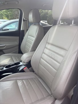 Used 2016 Ford Escape Titanium w/ Equipment Group 301A image 10